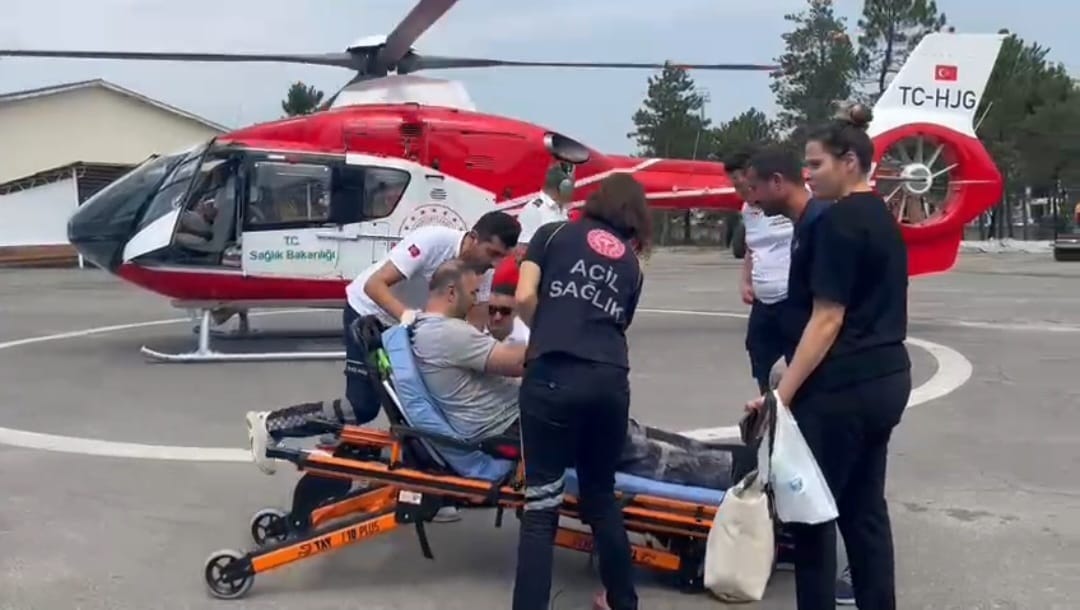 Yaralı hasta hava ambulansı ile Ankara’ya gönderildi