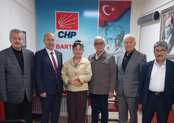 CHP’de Gözler Eski Başkanlara Çevrildi